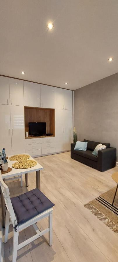 Apartament W Centrum Nysa Bagian luar foto